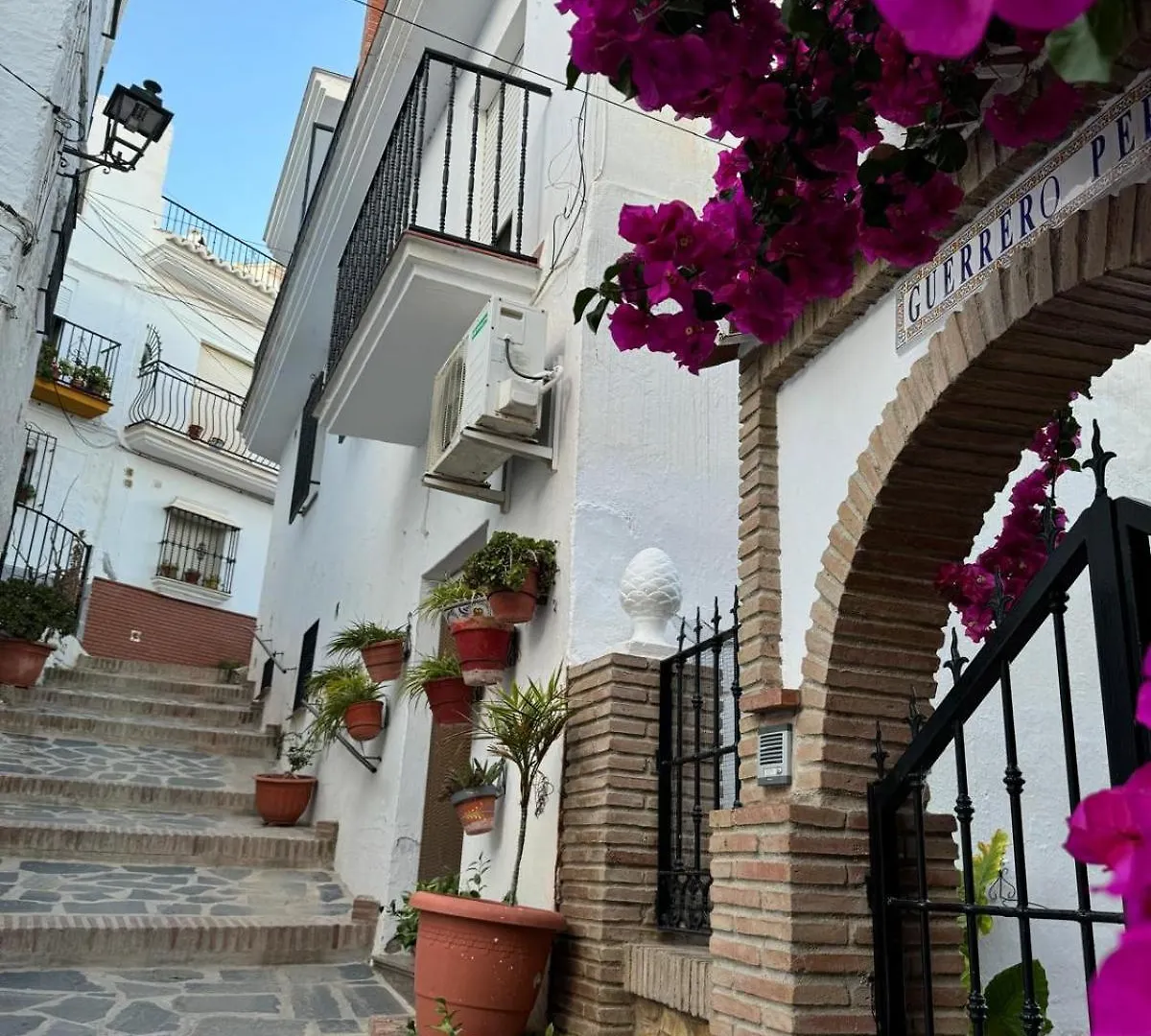 La Covacha - Unique Town House With Exclusive Pool And Garden In The Heart Of The Village Canillas de Aceituno