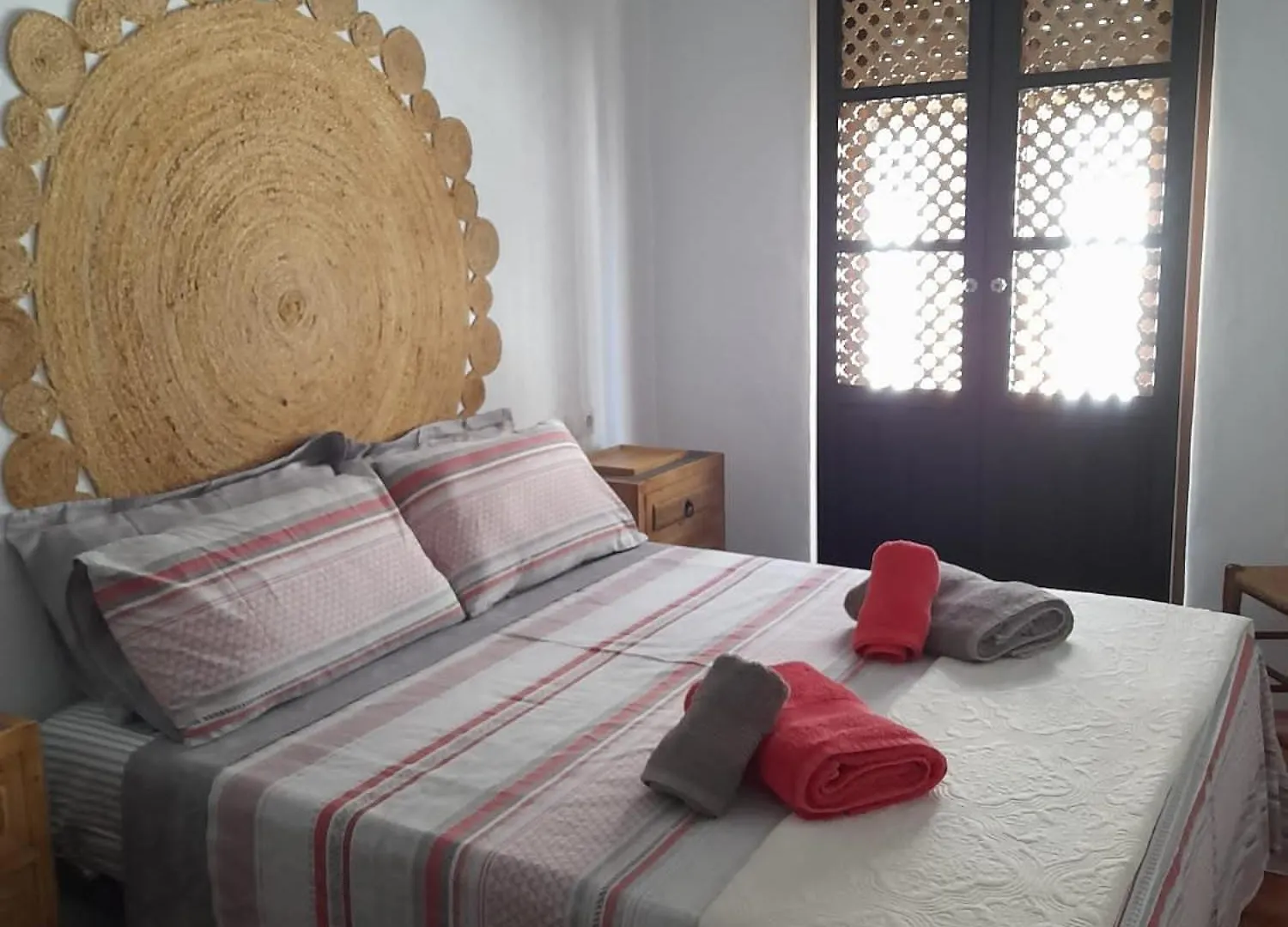 La Covacha - Unique Town House With Exclusive Pool And Garden In The Heart Of The Village Canillas de Aceituno Spain